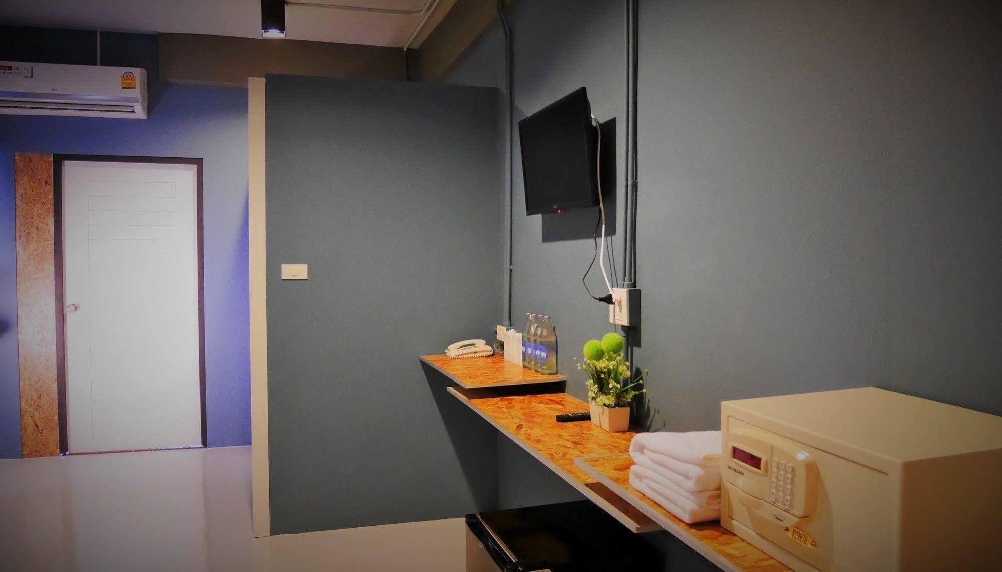 Amity Poshtel Hostel Krabi town Kültér fotó
